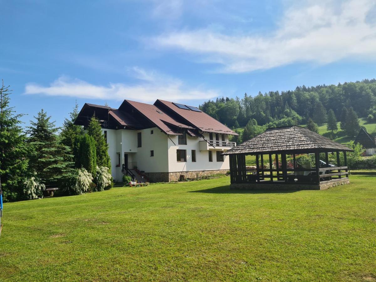 Casa Voronet Hotel Bagian luar foto